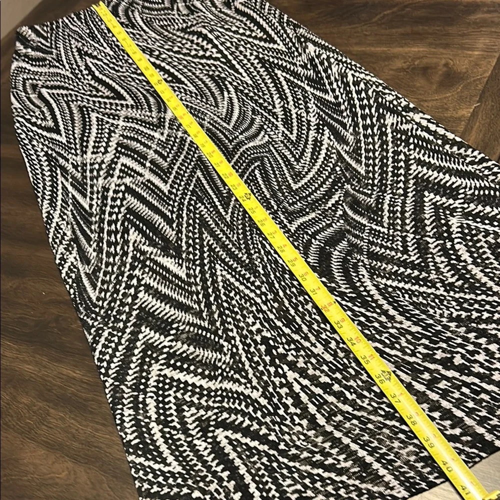Bobeau Black & White Partially Lined Maxi Skirt - Picture 8 of 10